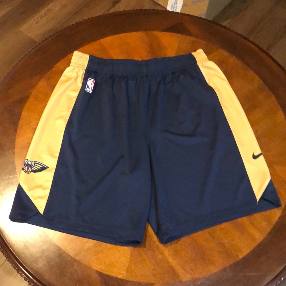 Nike Dri Fit NBA Authentics New Orleans Pelicans Shorts XL